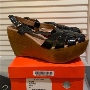 Miz Mooz platform sandal